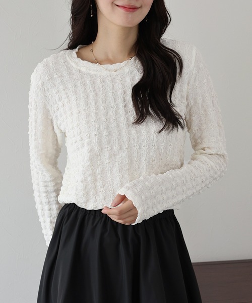 BLUEEAST(ブルーイースト)の「ポコポコジャガード ロンT(Tシャツ/カットソー・レディース・ブラック/オフホワイト/ベージュ/ピンク・MEDIUM)」の2枚目の写真