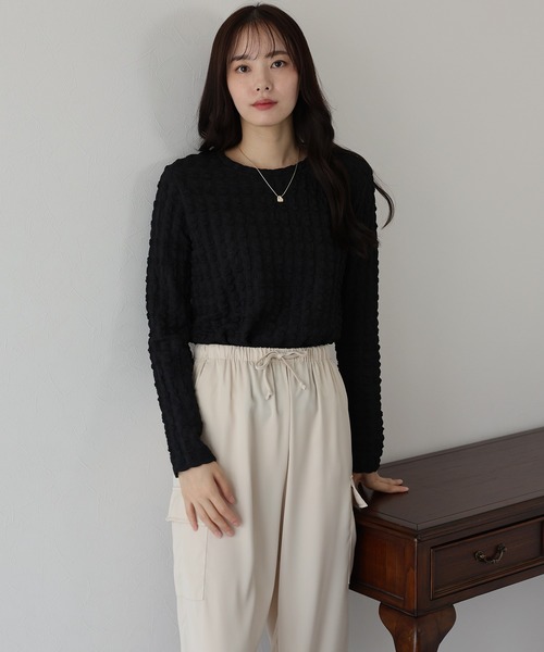 BLUEEAST(ブルーイースト)の「ポコポコジャガード ロンT(Tシャツ/カットソー・レディース・ブラック/オフホワイト/ベージュ/ピンク・MEDIUM)」の14枚目の写真