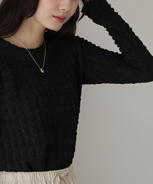 BLUEEAST(ブルーイースト)の「ポコポコジャガード ロンT(Tシャツ/カットソー・レディース・ブラック/オフホワイト/ベージュ/ピンク・MEDIUM)」の10枚目の写真