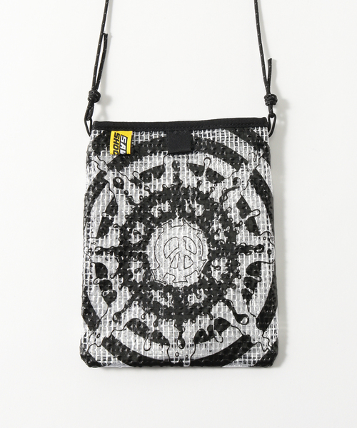 SAYHELLO（セイハロー）の「【SAYHELLO / セイハロー】Save Shock Bag（ショルダーバッグ・メンズ・ブラック・FREE）」の4枚目の写真