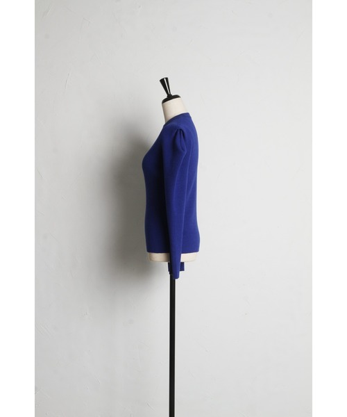 &. NOSTALGIA(アンドドットノスタルジア)の「デザインタックリブニットプルオーバー(ニット/セーター・レディース・チャコールグレー/ブルー・M)」の17枚目の写真
