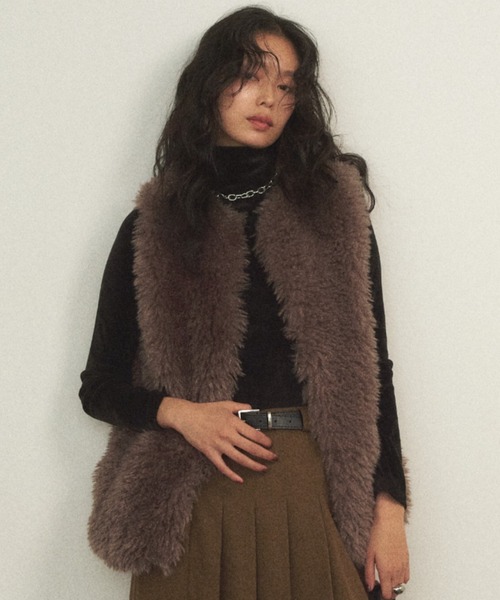 Shelly island（シェリーアイランド）の「プードルファーベスト