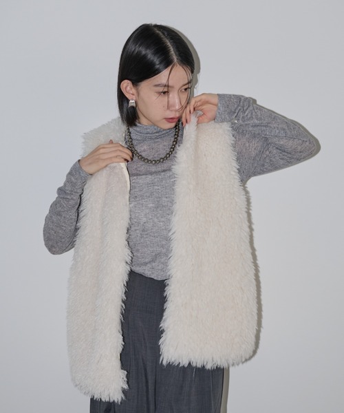 Shelly island（シェリーアイランド）の「プードルファーベスト（ベスト・レディース・チャコールグレー/ホワイト/ベージュ・M）」の10枚目の写真