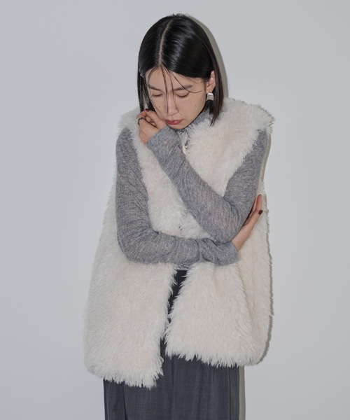 Shelly island（シェリーアイランド）の「プードルファーベスト（ベスト・レディース・チャコールグレー/ホワイト/ベージュ・M）」の9枚目の写真