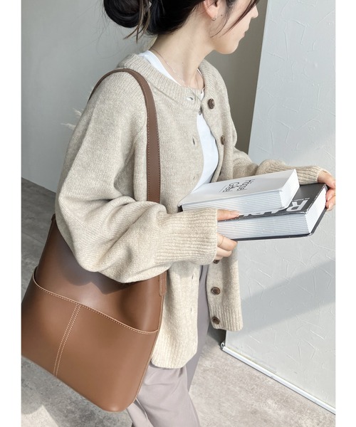 reca(レカ)の「ボリューム袖ニットカーディガン(カーディガン/ボレロ・レディース・ブルーグリーン/ベージュ/オレンジ・M)」の5枚目の写真