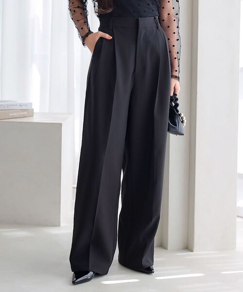KOBE LETTUCE(コウベレタス)の「ツータックワイドパンツ(スラックス・レディース・ブラック/チャコール/キャメル/ダークブラウン・M/PM)」の2枚目の写真