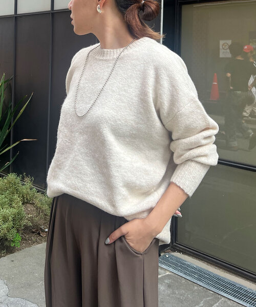 Jena espace merveilleux(ジェナ エスパスメルヴェイユ)の「クルーネックソフトニット(ニット/セーター・レディース・ブラック/グリーン/ベージュ・FREE)」の15枚目の写真