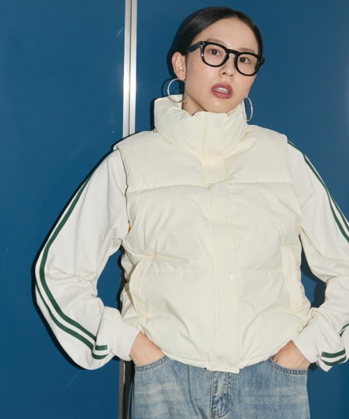 Auntie Rosa Holiday（アンティローザホリデー）の「中綿ダウンベスト（ダウンベスト・レディース・ブラック/アイボリー・FREE）」の2枚目の写真