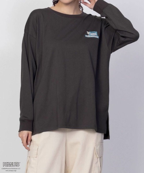 PEANUTS(ピーナッツ)の「PEANUTS スヌーピー プリント長袖Tシャツ ロンT(Tシャツ/カットソー・レディース・オートミール/チャコールグレー・フリー)」の16枚目の写真