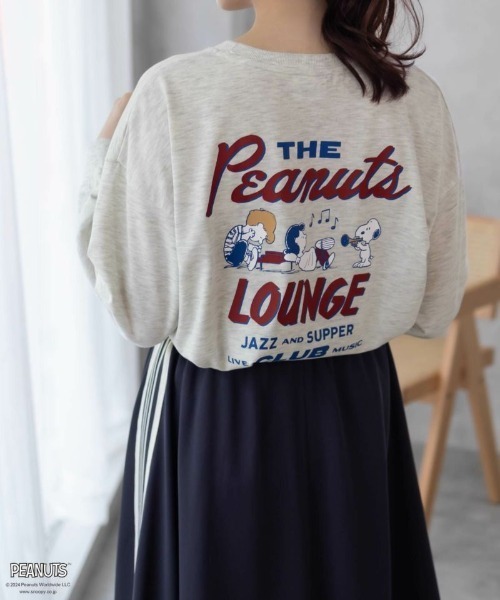 PEANUTS(ピーナッツ)の「PEANUTS スヌーピー プリント長袖Tシャツ ロンT(Tシャツ/カットソー・レディース・オートミール/チャコールグレー・フリー)」の19枚目の写真