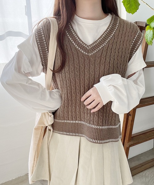 Nana(ナナ)の「ステッチケーブルニットベスト(ベスト・レディース・ベージュ/ネイビー・FREE)」の10枚目の写真