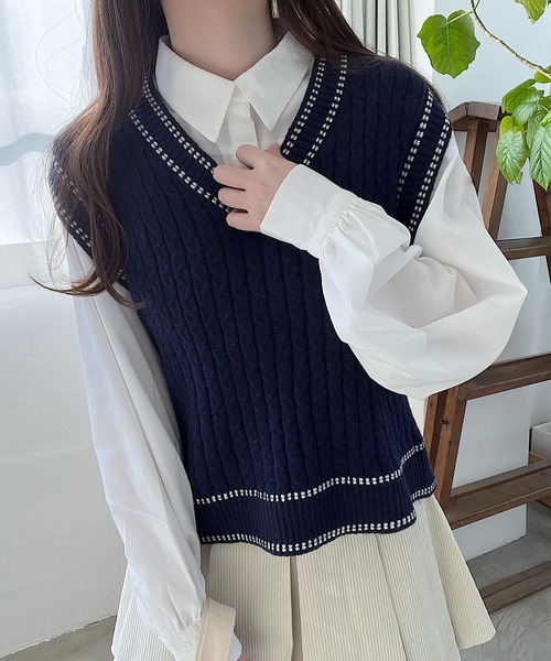 Nana(ナナ)の「ステッチケーブルニットベスト(ベスト・レディース・ベージュ/ネイビー・FREE)」の16枚目の写真
