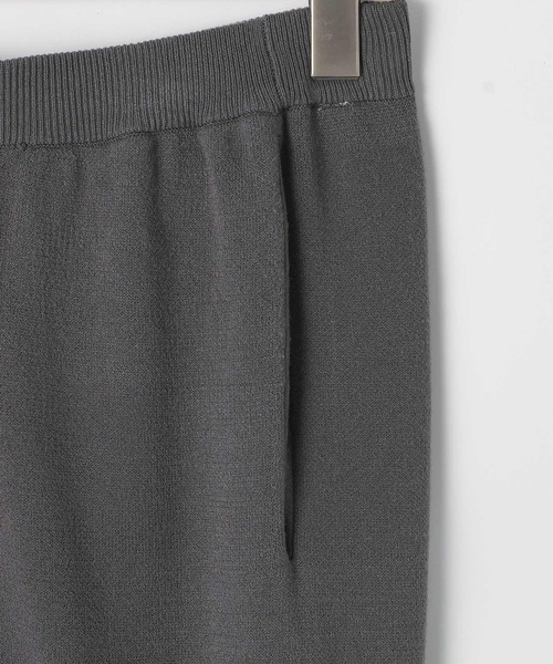 LEPSIM(レプシィム)の「12ゲージジョガーパンツ 133270(その他パンツ・レディース・チャコールグレー/アイボリー・FREE)」の7枚目の写真