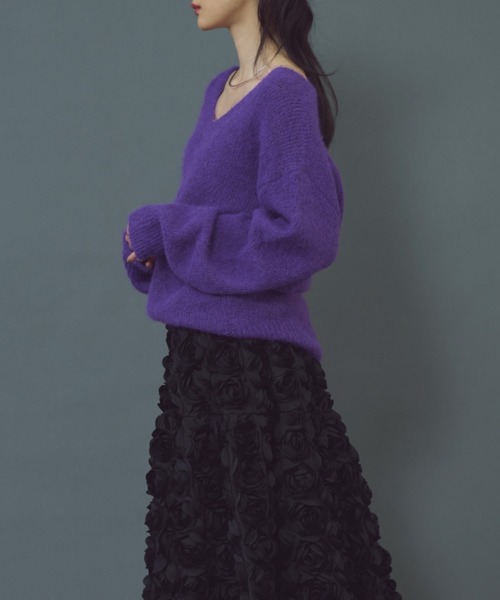 paravion（パラビオン）の「Vネックニットプルオーバー（ニット/セーター・レディース・パープル/ホワイト/グレー・FREE）」の9枚目の写真