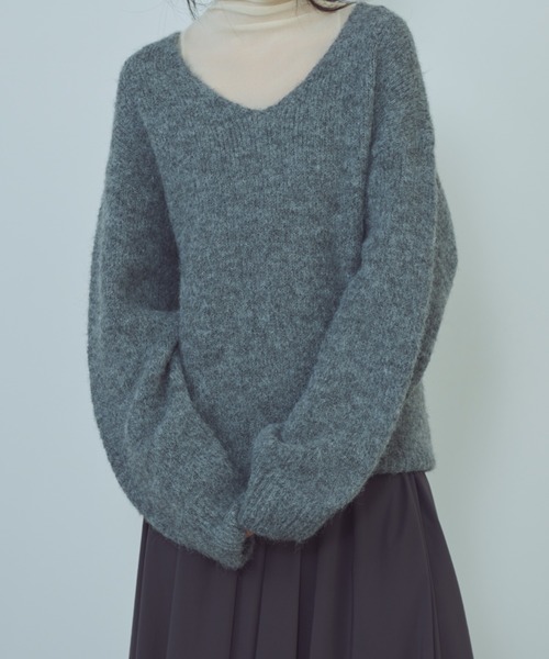 paravion（パラビオン）の「Vネックニットプルオーバー（ニット/セーター・レディース・パープル/ホワイト/グレー・FREE）」の15枚目の写真