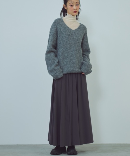 paravion（パラビオン）の「Vネックニットプルオーバー（ニット/セーター・レディース・パープル/ホワイト/グレー・FREE）」の17枚目の写真