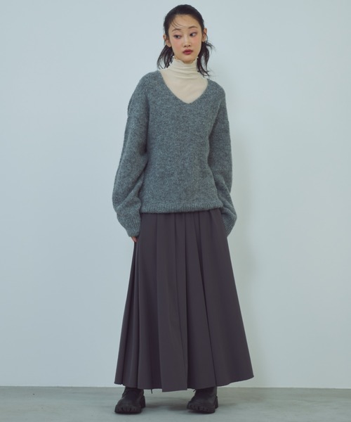 paravion（パラビオン）の「Vネックニットプルオーバー（ニット/セーター・レディース・パープル/ホワイト/グレー・FREE）」の18枚目の写真