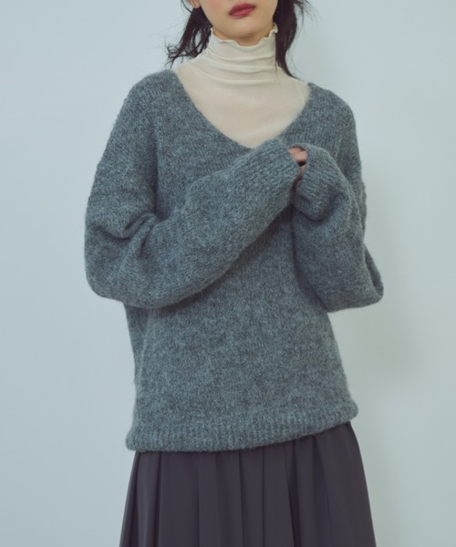paravion（パラビオン）の「Vネックニットプルオーバー（ニット/セーター・レディース・パープル/ホワイト/グレー・FREE）」の21枚目の写真