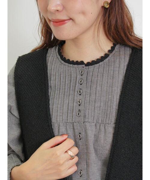 Samansa Mos2(サマンサ モスモス)の「柄アソート切替ピンタックブラウス(シャツ/ブラウス・レディース・オフホワイト/チャコールグレー/ベージュ/マスタード・F)」の16枚目の写真