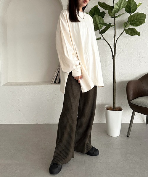 apres jour mignon(アプレジュールミニョン)の「スリット入りロンT【ZOZOTOWN限定アイテム】(Tシャツ/カットソー・レディース・アイボリー/オフホワイト/ブラック系その他・X-LARGE/フリー)」の8枚目の写真
