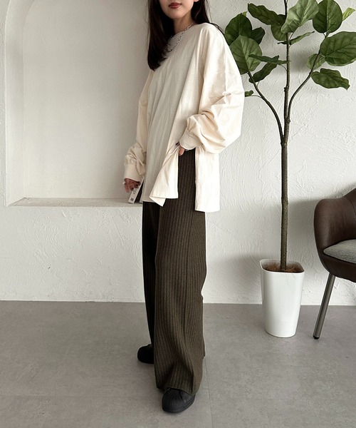 apres jour mignon(アプレジュールミニョン)の「スリット入りロンT【ZOZOTOWN限定アイテム】(Tシャツ/カットソー・レディース・アイボリー/オフホワイト/ブラック系その他・X-LARGE/フリー)」の9枚目の写真