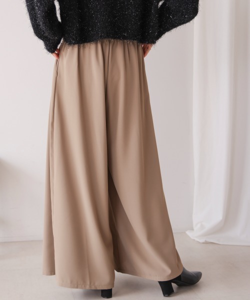Bou Jeloud(ブージュルード)の「タックフレアパンツ(その他パンツ・レディース・ブラック/ベージュ/モカ・38)」の10枚目の写真