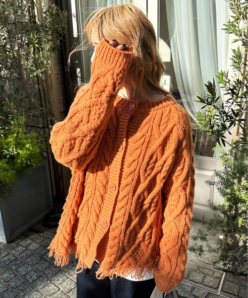 DOUBLE NAME（ダブルネーム）の「前後2WAYフリンジニットプルオーバー（ニット/セーター・レディース・オフホワイト/オレンジ/スミクロ・FREE）」の17枚目の写真