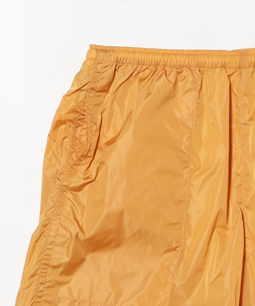 BEAMS PLUS(ビームスプラス)の「ナイロン デッキ ショーツ(その他パンツ・メンズ・オレンジ/イエロー/ネイビー・MEDIUM/LARGE/XX-LARGE/X-LARGE)」の5枚目の写真
