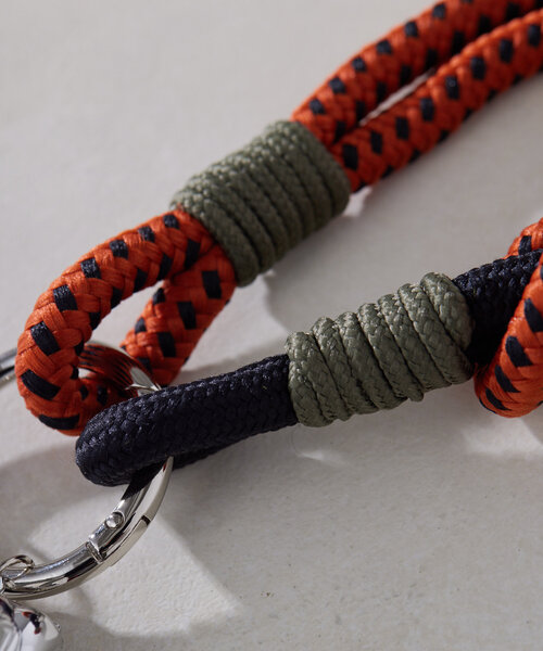 ear PAPILLONNER(イアパピヨネ)の「フラッシーカーストラップ/キーホルダー(チャーム・レディース・シルバー/ゴールド・FREE)」の4枚目の写真