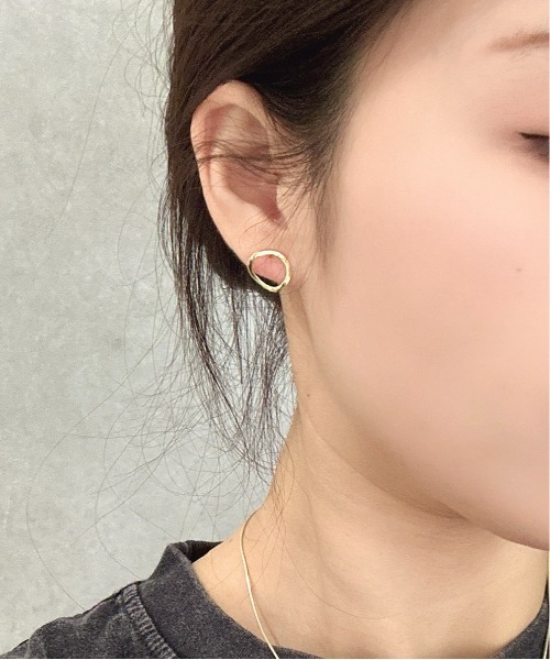 Burner(バーナー)の「【OKUOKU 0909】ウェーブ デザインピアス 両耳用 oku-pierce-675055777734-5 Nn【RBTS】(ピアス(両耳用)・レディース・ゴールド/シルバー・FREE)」の13枚目の写真