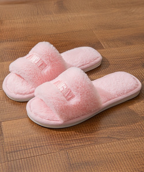セール】バイカラー ロゴ刺繍 フラット ファー スリッパ（ルーム