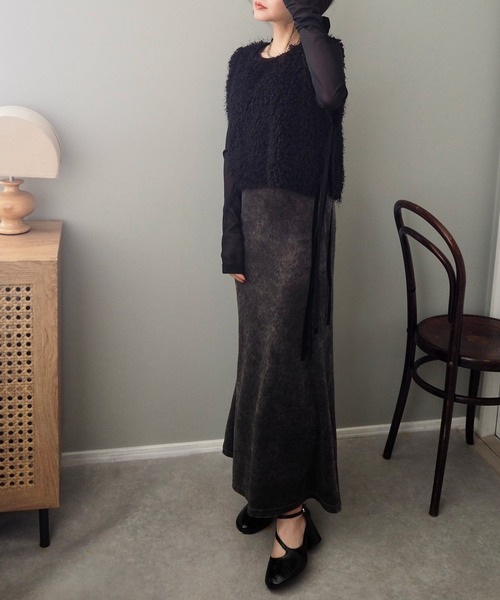 LAULEN（ローレン）の「pattern velour mermaid skirt /ハイウエストマーメイドベロアロングスカート（スカート・レディース・グレー/ブラック/ベージュ・FREE）」の5枚目の写真