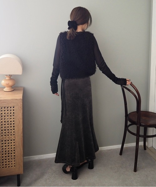 LAULEN（ローレン）の「pattern velour mermaid skirt /ハイウエストマーメイドベロアロングスカート（スカート・レディース・グレー/ブラック/ベージュ・FREE）」の6枚目の写真