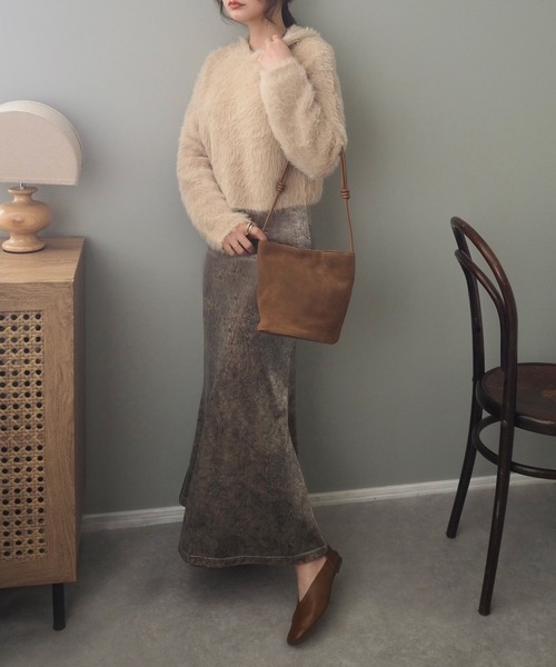 LAULEN（ローレン）の「pattern velour mermaid skirt /ハイウエストマーメイドベロアロングスカート（スカート・レディース・グレー/ブラック/ベージュ・FREE）」の9枚目の写真