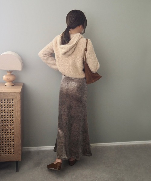 LAULEN（ローレン）の「pattern velour mermaid skirt /ハイウエストマーメイドベロアロングスカート（スカート・レディース・グレー/ブラック/ベージュ・FREE）」の10枚目の写真