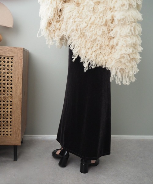 LAULEN（ローレン）の「pattern velour mermaid skirt /ハイウエストマーメイドベロアロングスカート（スカート・レディース・グレー/ブラック/ベージュ・FREE）」の12枚目の写真