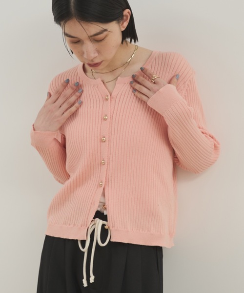 Shelly island（シェリーアイランド）の「ゴールドボタンリブニットカーディガン（ニット/セーター・レディース・ブラック/ピンク/ホワイト・FREE）」の3枚目の写真