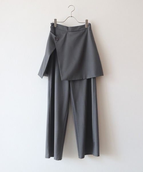 J by blue(ジェイバイブルー)の「レイヤードラップスカートパンツ(その他パンツ・レディース・ベージュ/グレー/ブラック・MEDIUM)」の10枚目の写真