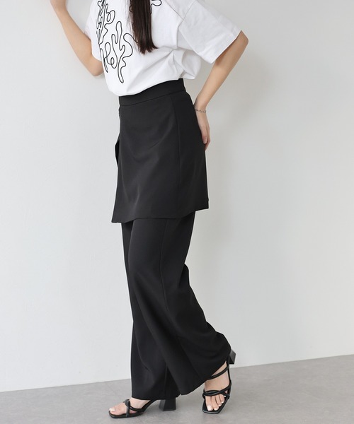 J by blue(ジェイバイブルー)の「レイヤードラップスカートパンツ(その他パンツ・レディース・ベージュ/グレー/ブラック・MEDIUM)」の4枚目の写真