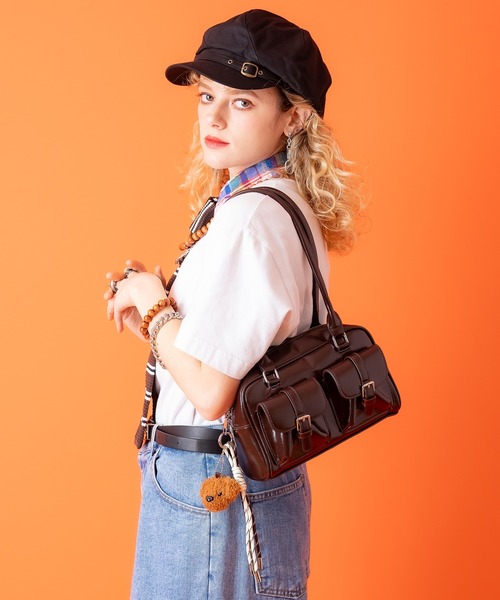 セール】an meets zakka キーホルダー付き合成皮革ロングハンドルミニ