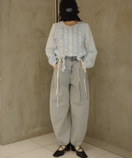 idem（イデム）の「front frill blouse / フリルデザインシャツブラウス（シャツ/ブラウス・レディース・ホワイト/サックスブルー・FREE）」の12枚目の写真