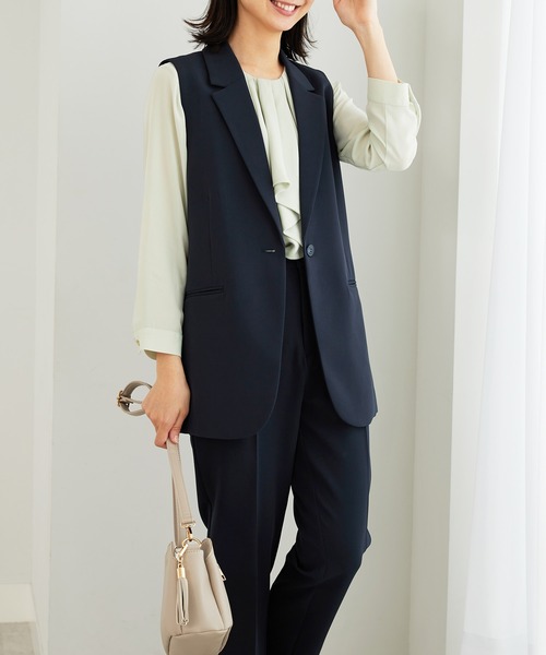BELLUNA PLUS(ベルーナ)の「<C/S>テーラードジレ(ベスト・レディース・グレイッシュベージュ/ネイビー・X-LARGE/LARGE/MEDIUM)」の15枚目の写真