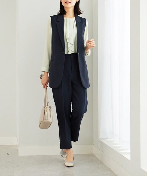BELLUNA PLUS(ベルーナ)の「<C/S>テーラードジレ(ベスト・レディース・グレイッシュベージュ/ネイビー・X-LARGE/LARGE/MEDIUM)」の16枚目の写真