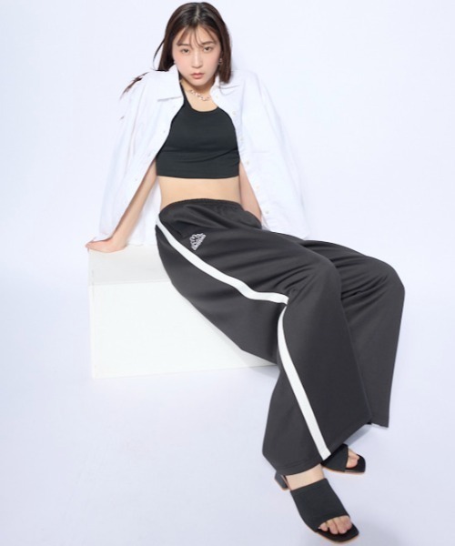 Kappa（カッパ）の「ジャージ トラックワイドパンツ（その他パンツ・レディース・パープル/ライトグリーン/ブラック・SMALL/MEDIUM/LARGE）」の7枚目の写真