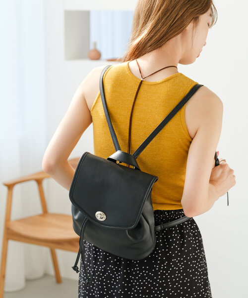 Kastane（カスタネ）の「*【新色追加/5色展開】ミニレザーリュック（バックパック/リュック・レディース・ブラック/シルバー/ベージュ/ベージュ系その他/グレイッシュベージュ・FREE）」の7枚目の写真