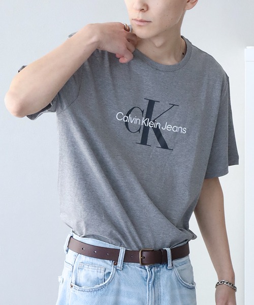 Calvin Klein(カルバン・クライン)の「【Calvin Klein/カルバンクライン】 モノグラム プリント クルーネック 半袖 Tシャツ(Tシャツ/カットソー・メンズ・グレー/ネイビー/ホワイト/ブラック・XL/L/M/S/XXL)」の7枚目の写真