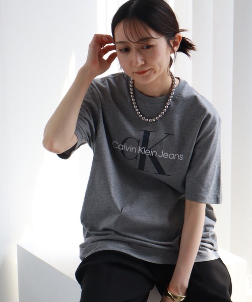 Calvin Klein(カルバン・クライン)の「【Calvin Klein/カルバンクライン】 モノグラム プリント クルーネック 半袖 Tシャツ(Tシャツ/カットソー・メンズ・グレー/ネイビー/ホワイト/ブラック・XL/L/M/S/XXL)」の22枚目の写真
