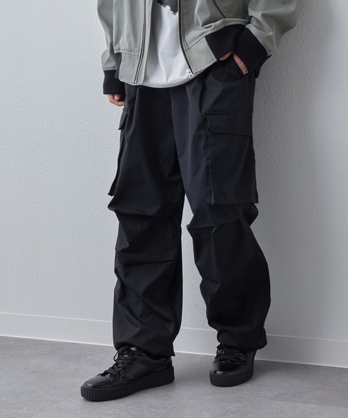 COLONY 2139（コロニートゥーワンスリーナイン）の「ストレッチカーゴパンツ（カーゴパンツ・メンズ・カーキ/ブラック/ホワイト・LARGE/MEDIUM）」の3枚目の写真