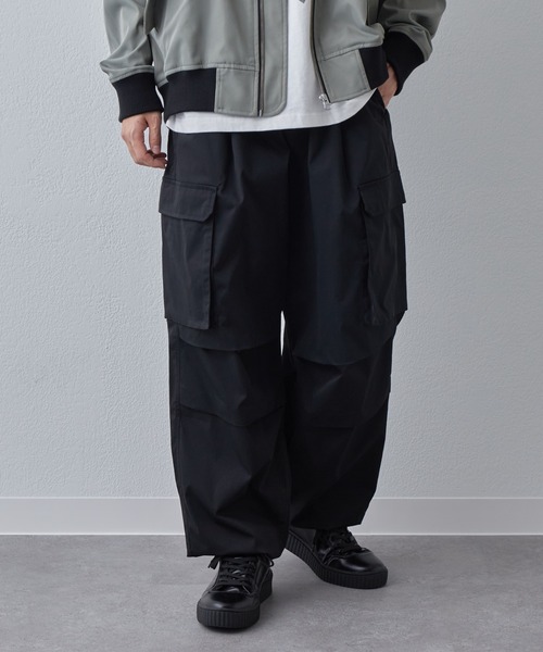 COLONY 2139（コロニートゥーワンスリーナイン）の「ストレッチカーゴパンツ（カーゴパンツ・メンズ・カーキ/ブラック/ホワイト・LARGE/MEDIUM）」の4枚目の写真