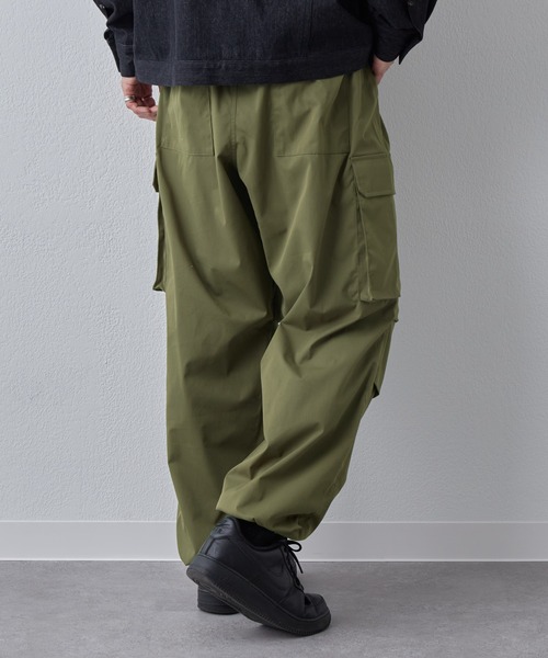 COLONY 2139（コロニートゥーワンスリーナイン）の「ストレッチカーゴパンツ（カーゴパンツ・メンズ・カーキ/ブラック/ホワイト・LARGE/MEDIUM）」の9枚目の写真